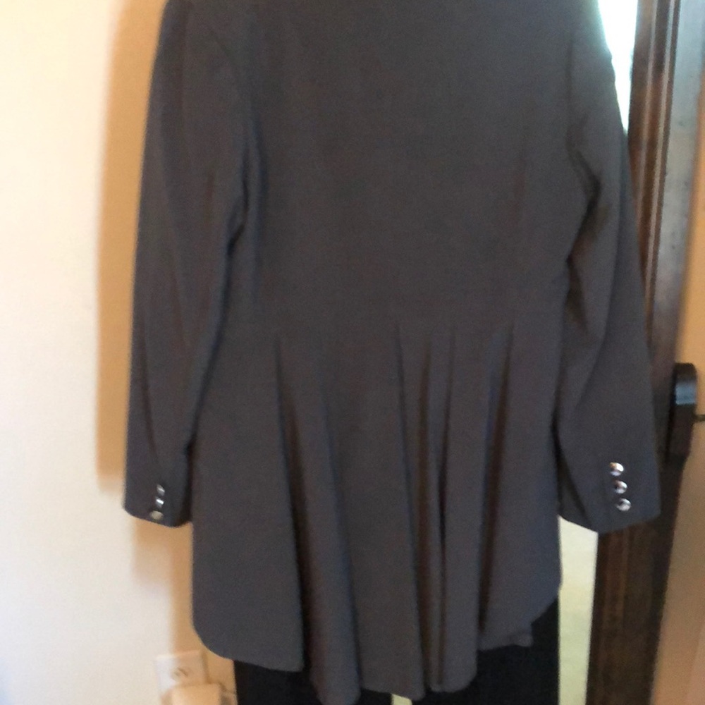 Jacket - Picture 4 of 4